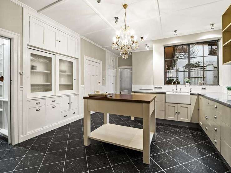 The four-bedroom mansion on Sheen Street, in Roslyn, Dunedin, was built in 1930 for Hugh Speight of Speights brewery fame. Photo / Supplied