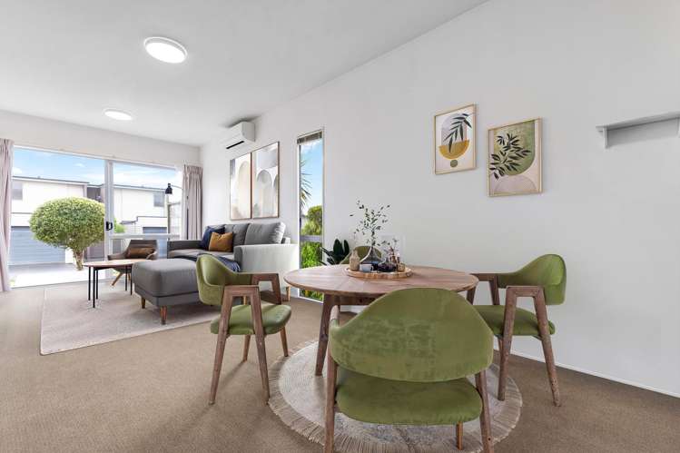 8/7 Kelvin Hart Drive East Tamaki_2