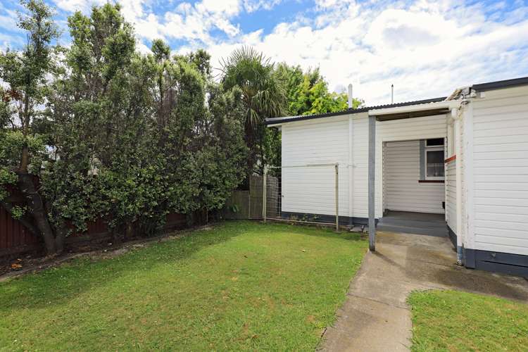 1015 Heretaunga Street East Parkvale_10