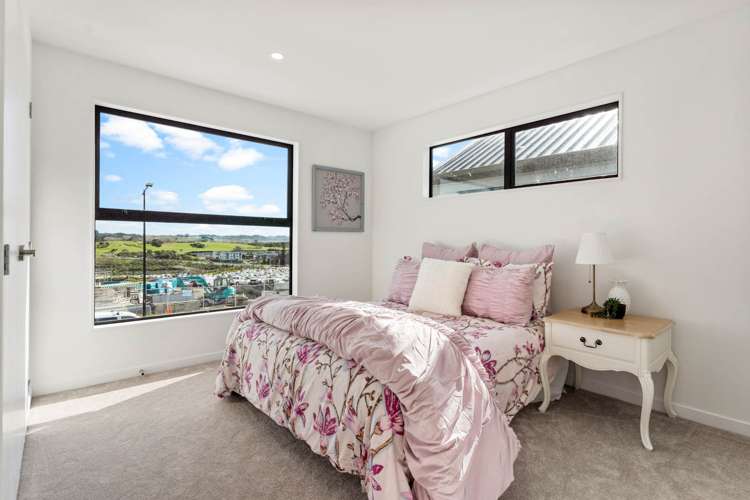 15 Bronzewater Drive Silverdale_8