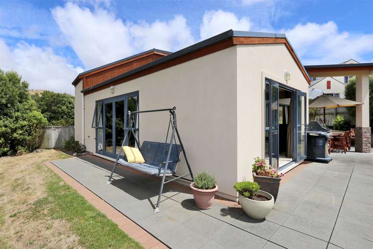 3 Endeavour Drive Whitby_25