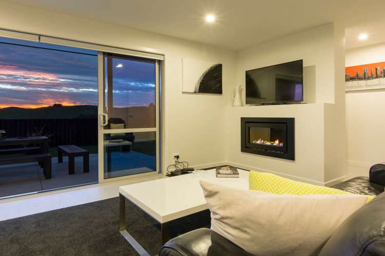 254 Ballintoy Park Drive Welcome Bay_9