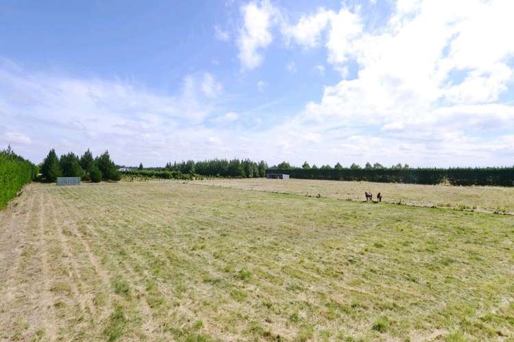 2558 South Eyre Road West Eyreton_21