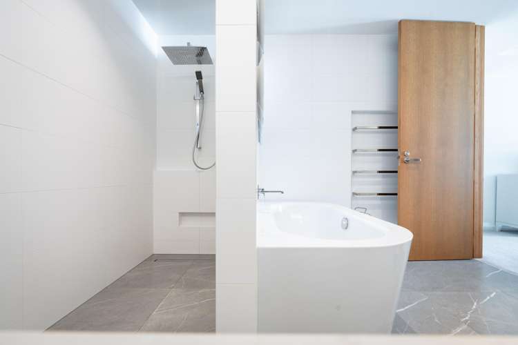 2/308 Oriental Parade Oriental Bay_16