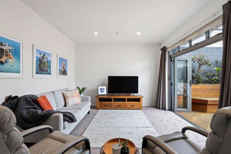 6 Rhone Avenue Te Atatu Peninsula_6