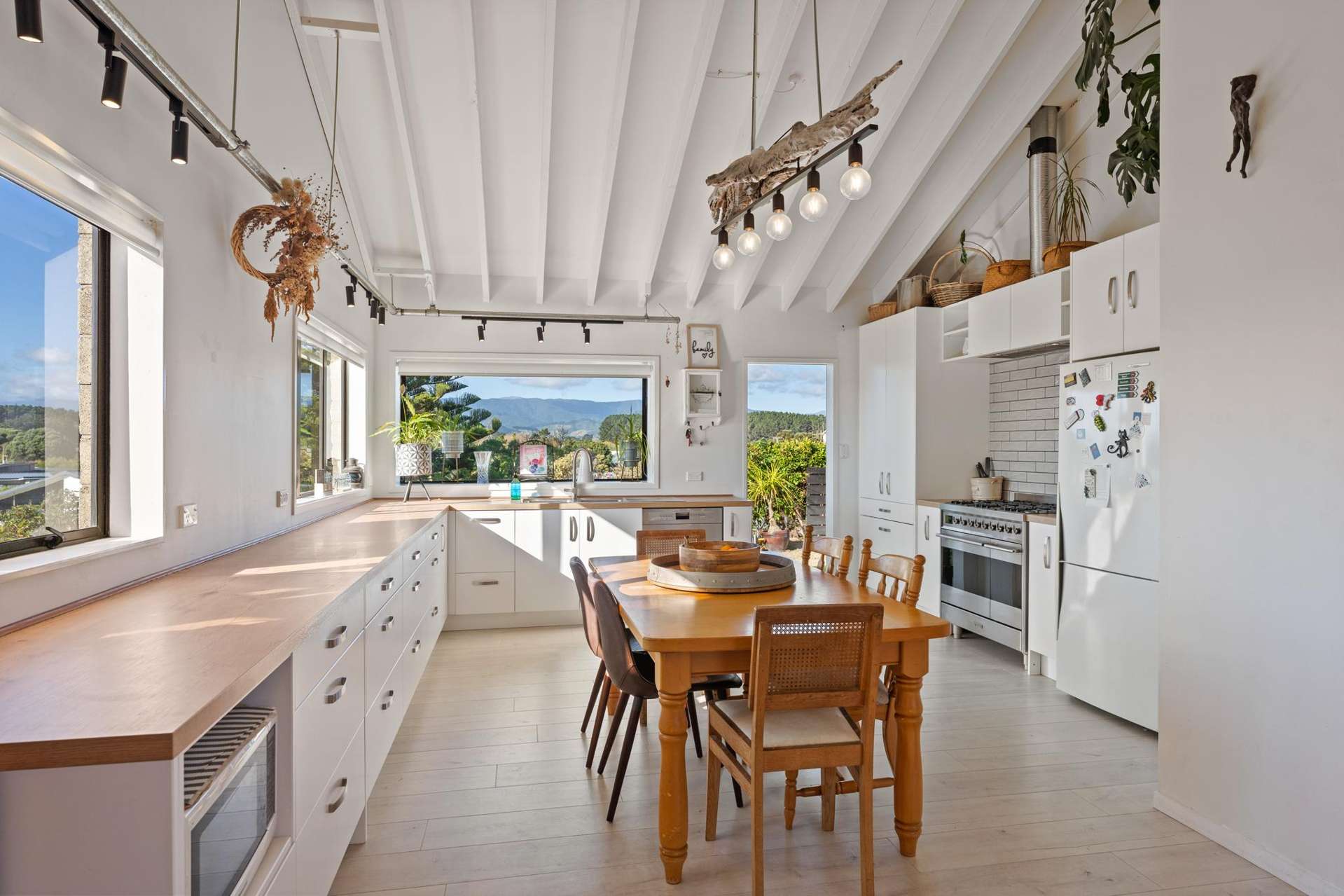 14 Koromiko Street Otaki Beach_0