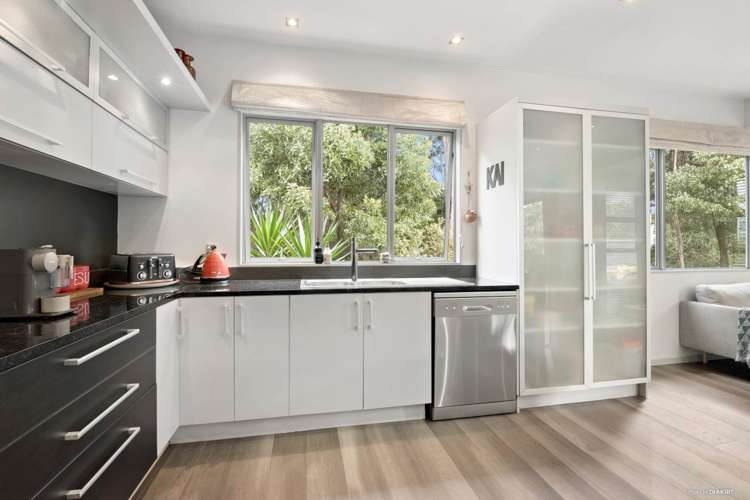 16 Hazel Glen Bayview_8