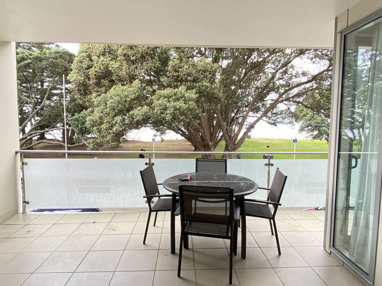 5/16 Beach Front Lane Browns Bay_0