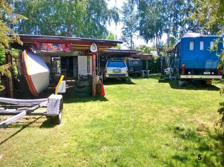 12 Frye Crescent Albert Town_11