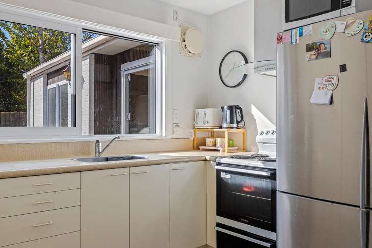 2/34 Greers Road Burnside_8