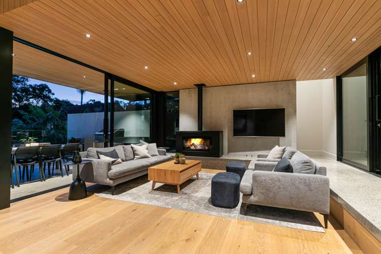 16 Kingfisher Grove Greenhithe_25