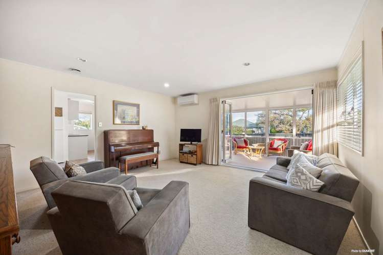 13A Chip Grove Sunnyhills_7