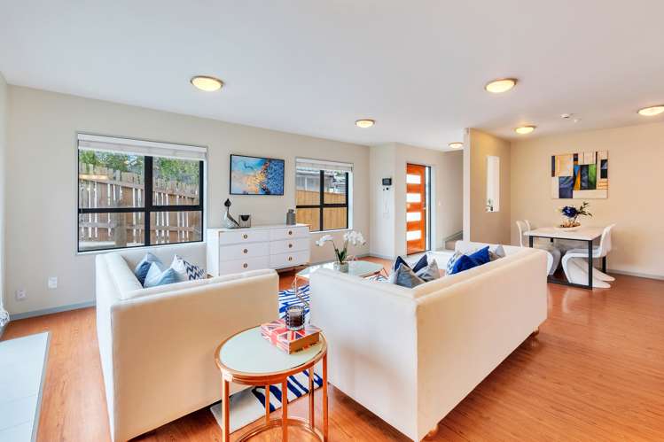 7 Roberts Road Te Atatu South_6