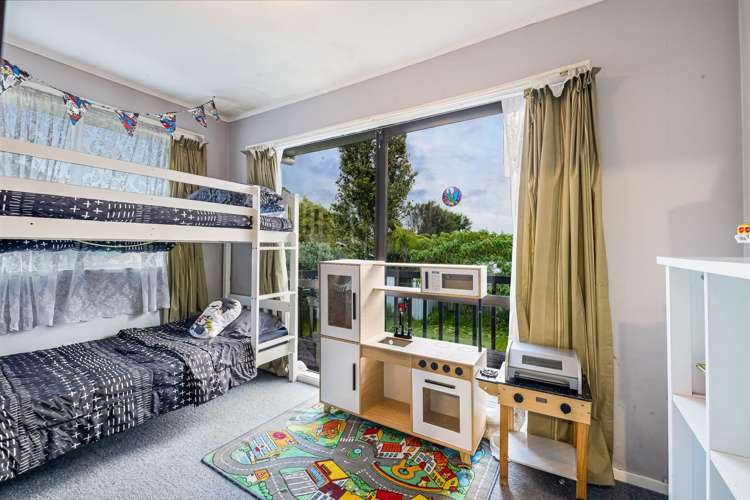 53 Donovan Avenue Massey_6