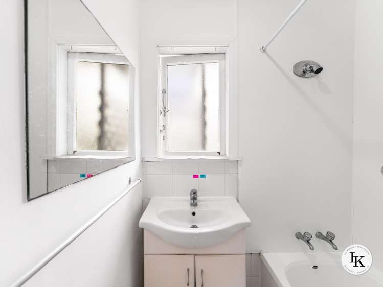 1/21 Rollerson Street Papakura_11