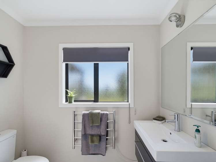 143 Elsthorpe Road Otane_21