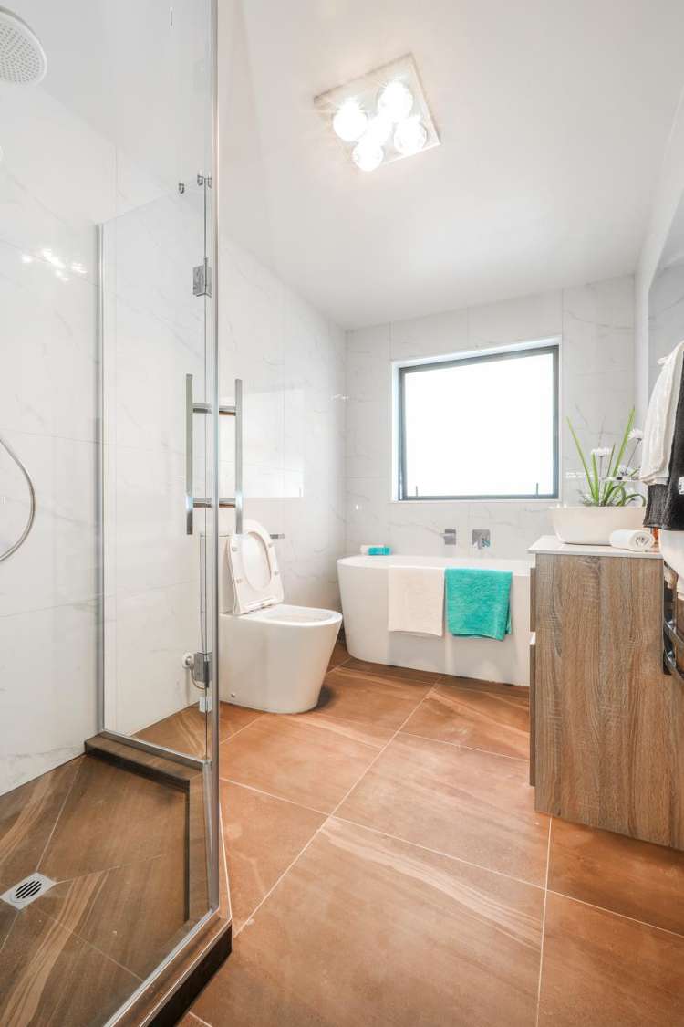 8 Tullymore Drive Flat Bush_16