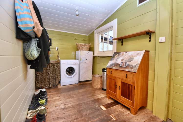 65 Connollys Line Carterton_14