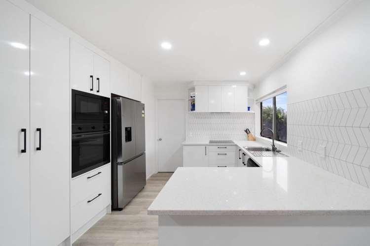 2/8 Pono Place Waiuku_2