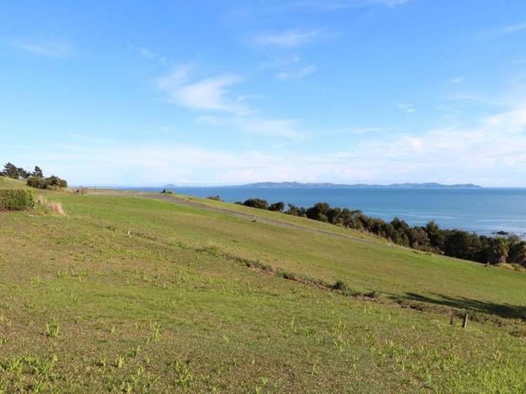 30 Eagles Way Cable Bay_5