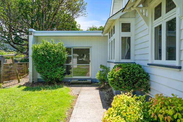 1 Apirana Avenue Regent_24