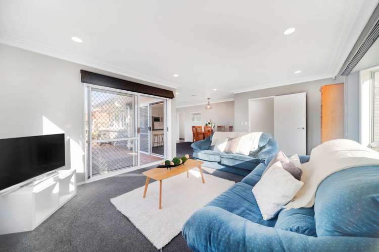 94 Carnoustie Drive Wattle Downs_8