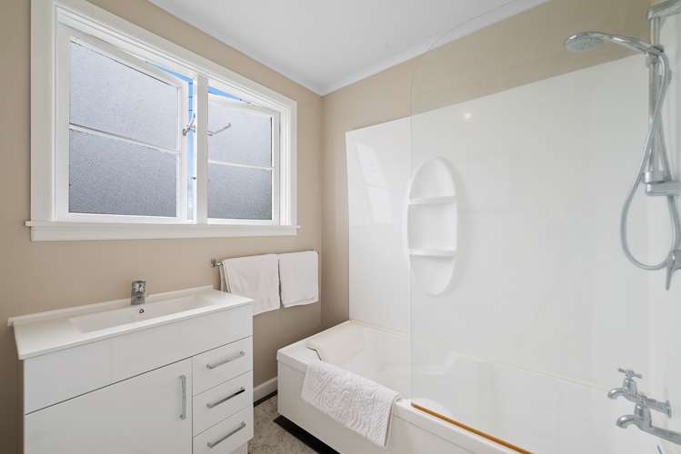 124 Charles Street Blenheim Central_15