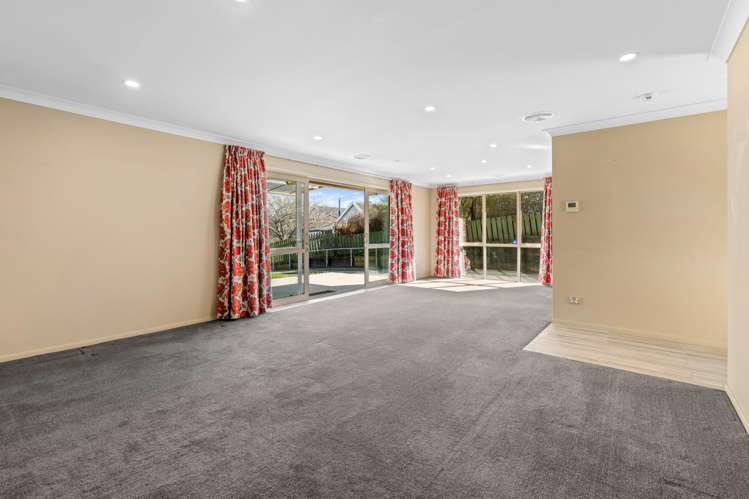 45 Whitehaven Street Lawrence_25