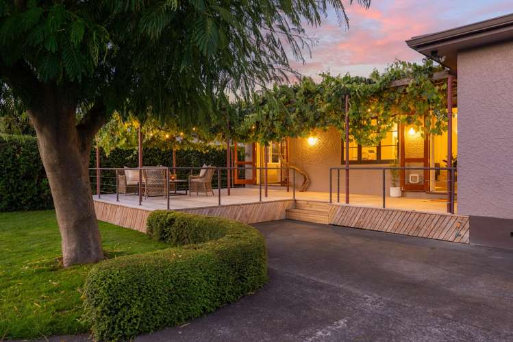 913 Lawrence Street Akina_17