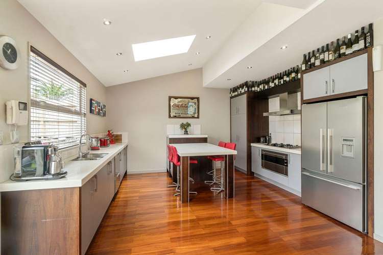 3 Parkvale Grove Te Atatu Peninsula_1