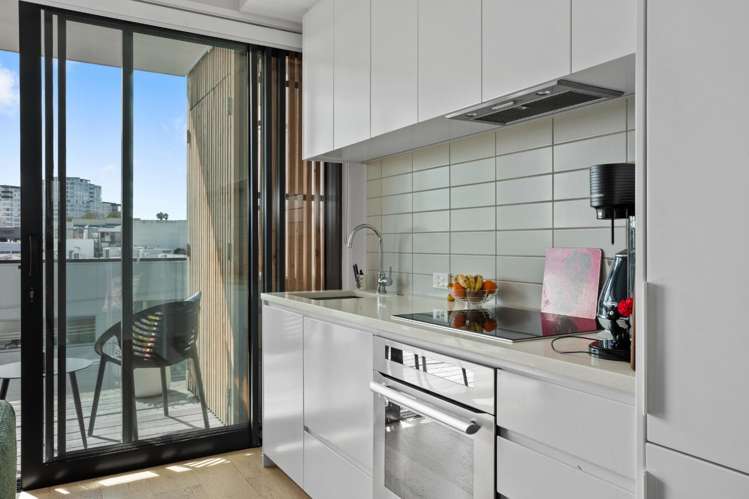 304/10-12 Mackelvie Street 10031_5