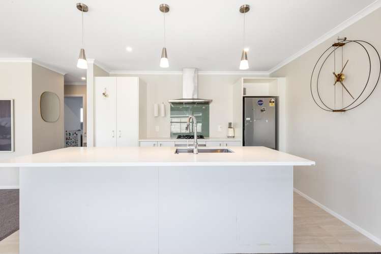 169 Waipounamu Drive_2