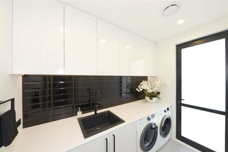 4 Kemsley Lane Casebrook_11