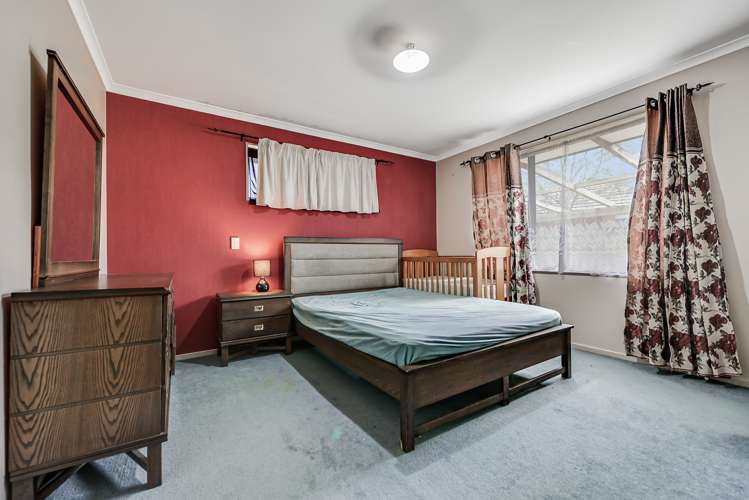 14 Farnborough Drive Nawton_8