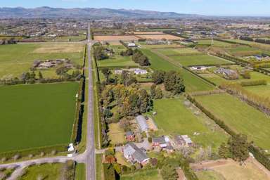 225 Blakes Road_1