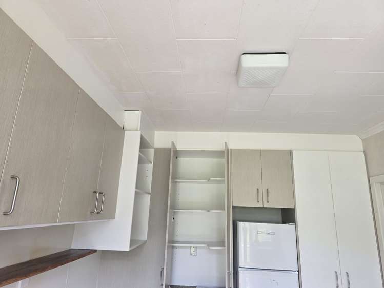 8/12 CRESCENT ROAD Epsom_8