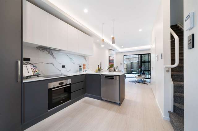 12/52 Newington Road Henderson_2