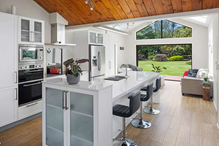 132 Motu Road Kumeu_8