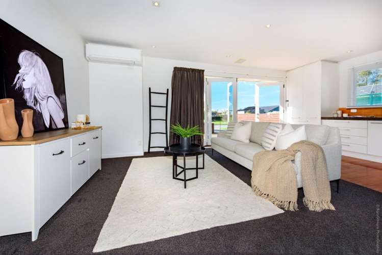 11 Saint Ives Street Harewood_9