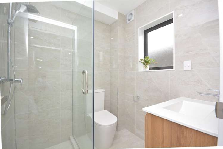 2B Athelstan Place Otara_10