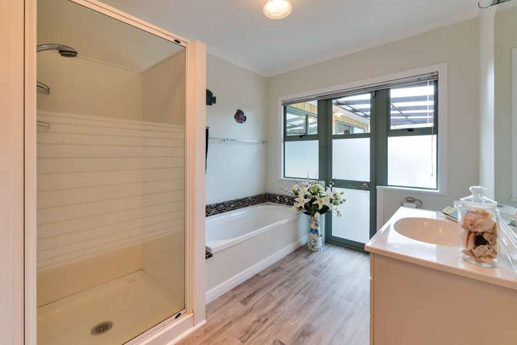 8a Aotea Road Glen Eden_16