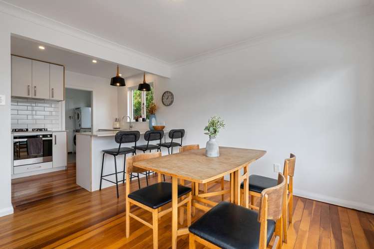 11 Cavendish Square Strathmore Park_1