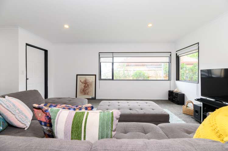 275b Massey Road Mangere East_6