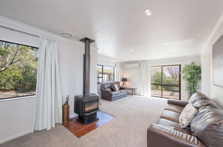 7 Squire Way Richmond_12