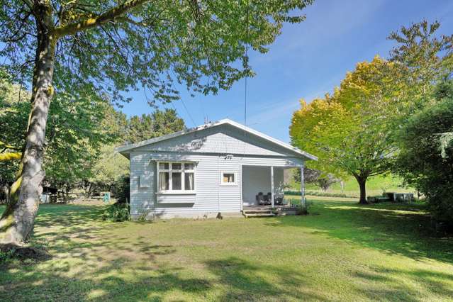 Rural charm near the heart of Rangiora