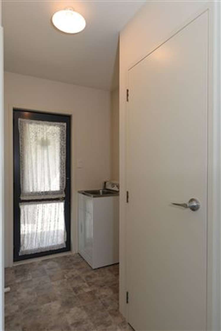 2 Waugh Lane Huntly_7