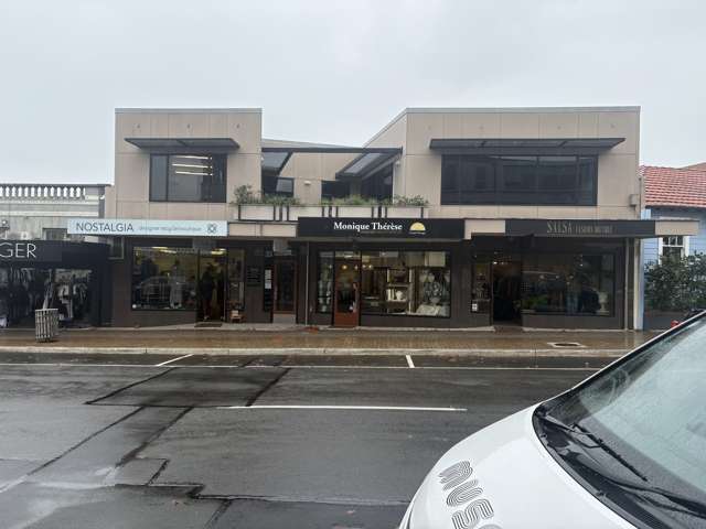 Excellent office in prime location