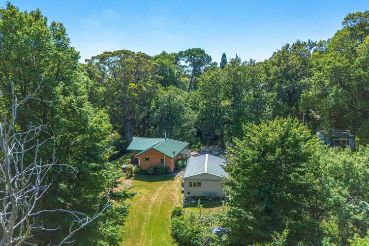 - 8/3382 Pourerere Road Pourerere Beach_7