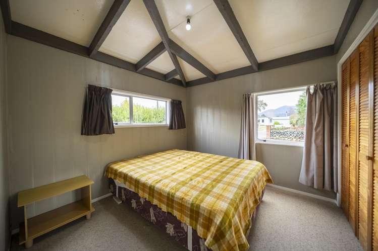 30 Gunn Street Te Anau_12