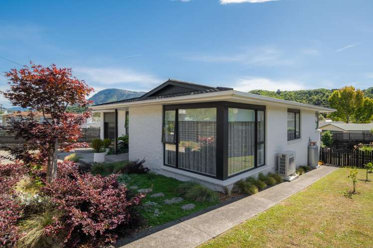 163 Waikawa Road Picton_19
